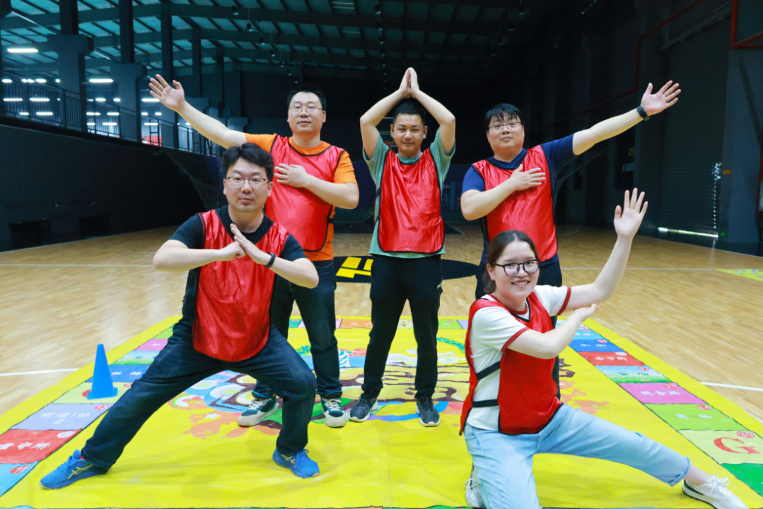 大富翁游戏团队合作