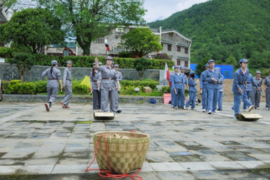 红色主题团队接力活动——红色教育团队协作训练代表场景