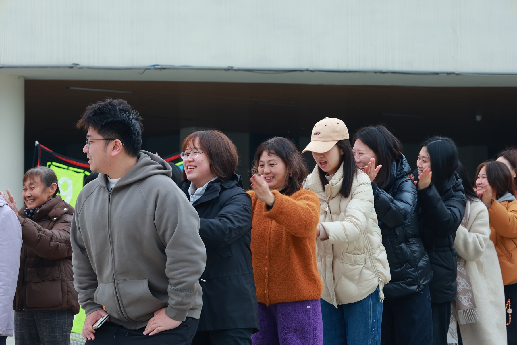 三八妇女节拓展团建活动纪实——长江水土户外趣味活动全记录