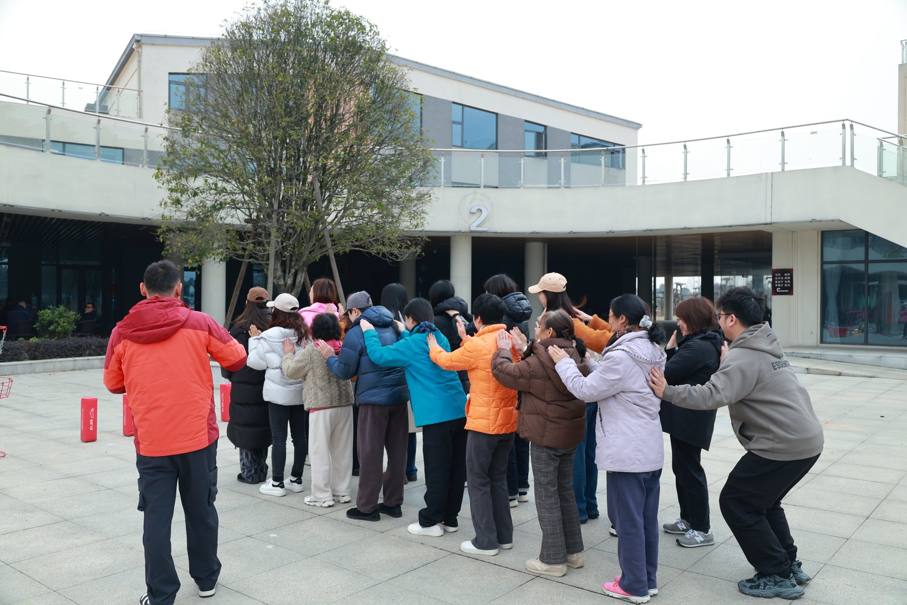 武汉公司一日团建怎么安排？3个场地推荐与活动搭配参考