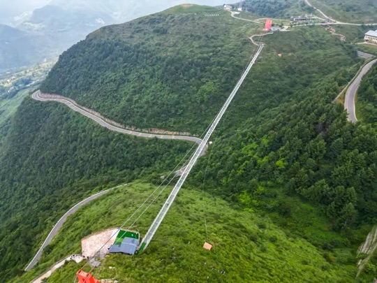 百里荒蜿蜒山路+山顶平台+滑翔伞基地(交通示意)