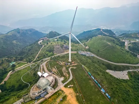 百里荒高山草原+大风车+山顶建筑航拍,百里荒整体规模(数据对比段)