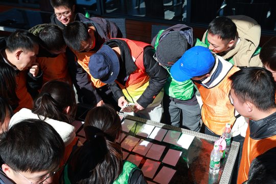 提交前整队确认排序,正式提交后统一核验。