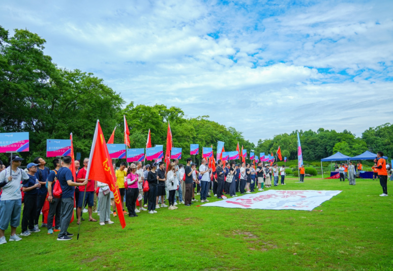 东湖磨山徒步团建方案